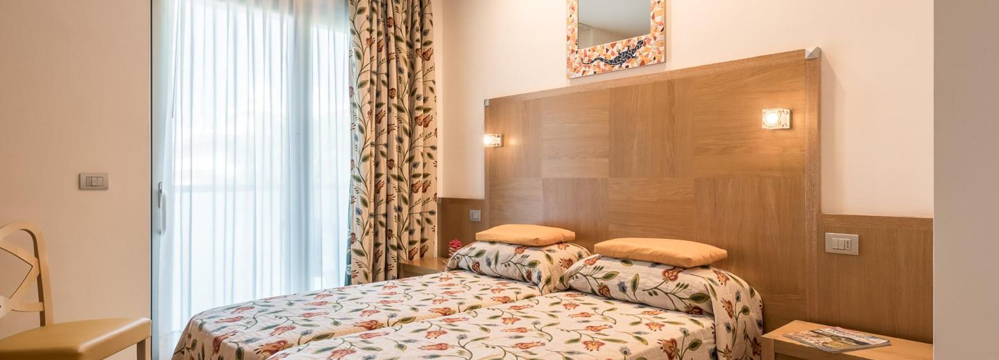 Zimmerbeispiel, Doppelzimmer Balkon