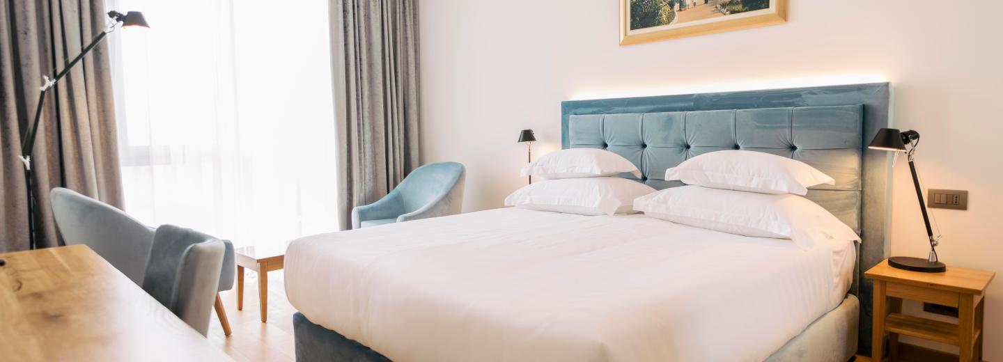 Zimmerbeispiel, Doppelzimmer Deluxe Meerseite