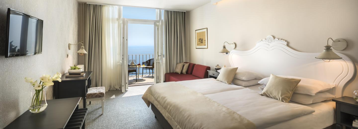 Zimmerbeispiel, Doppelzimmer „Superior Balkon Meerblick“