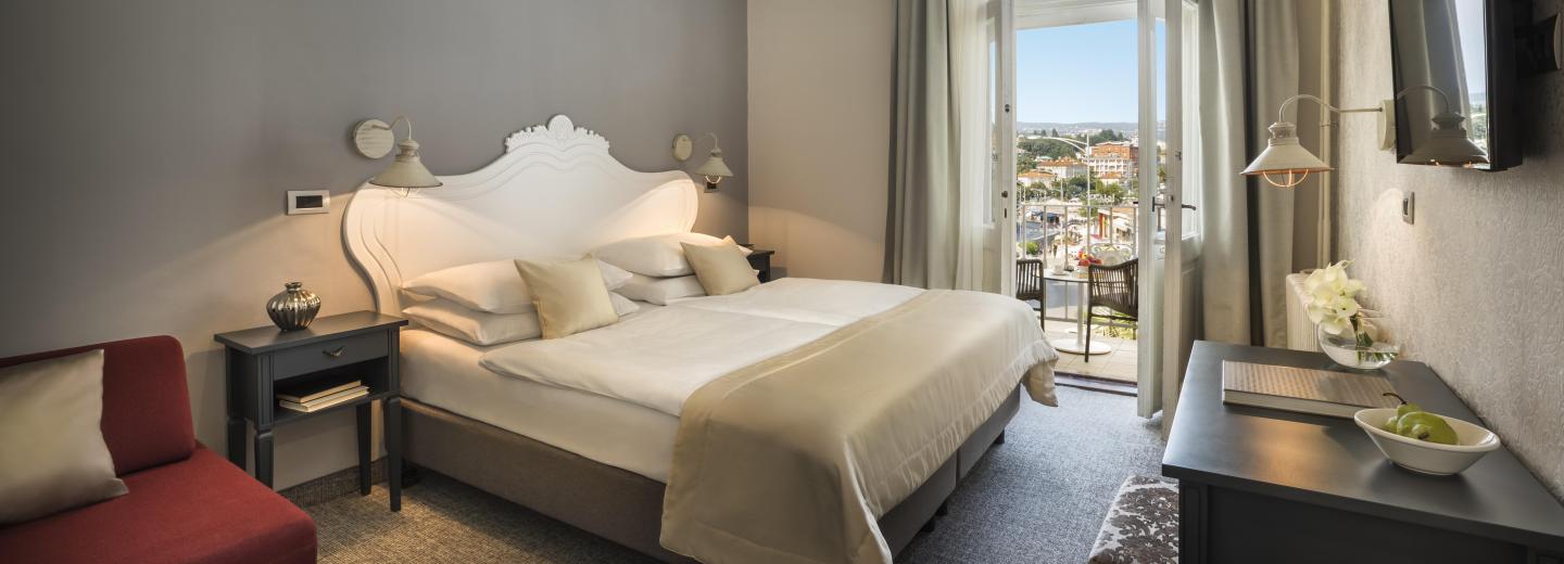 Zimmerbeispiel, Doppelzimmer „Standard Straßenblick“