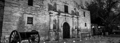 9829922/alamo-sanantonio-texas-usa-gettyimages-1070190570_1763466785669.jpg