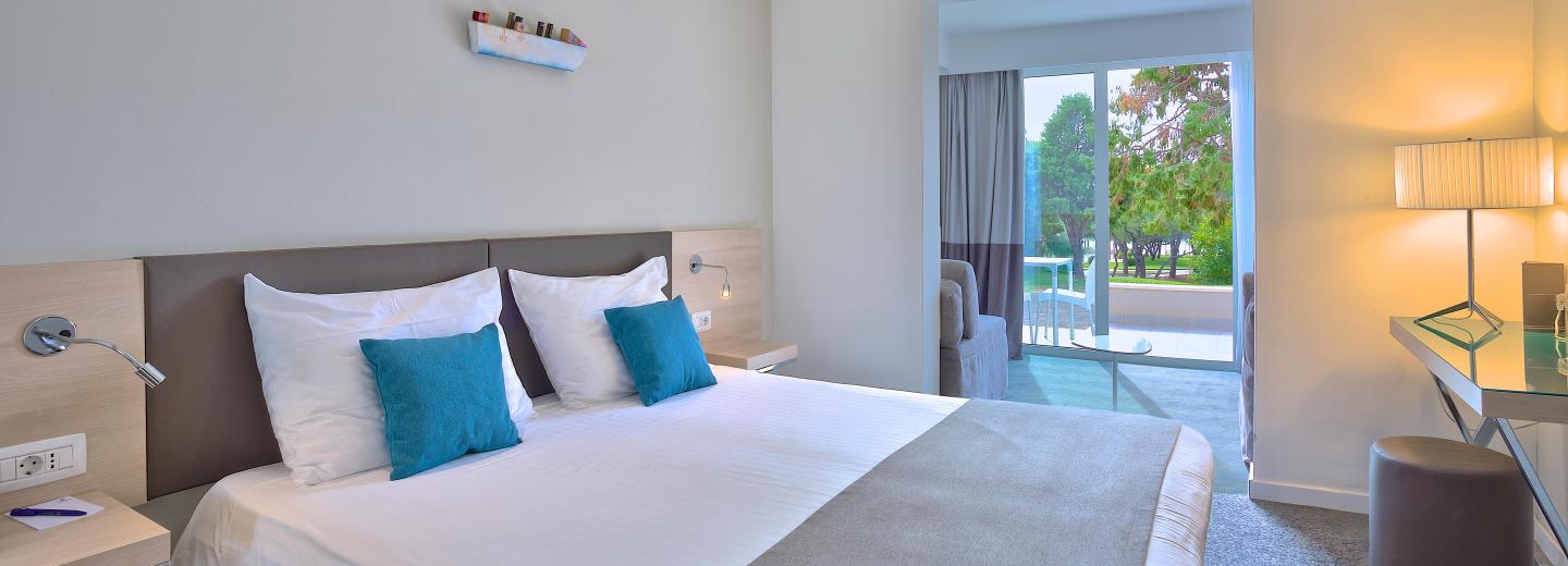 Zimmerbeispiel, Familienzimmer (FZ) „Terrasse Meerseite“