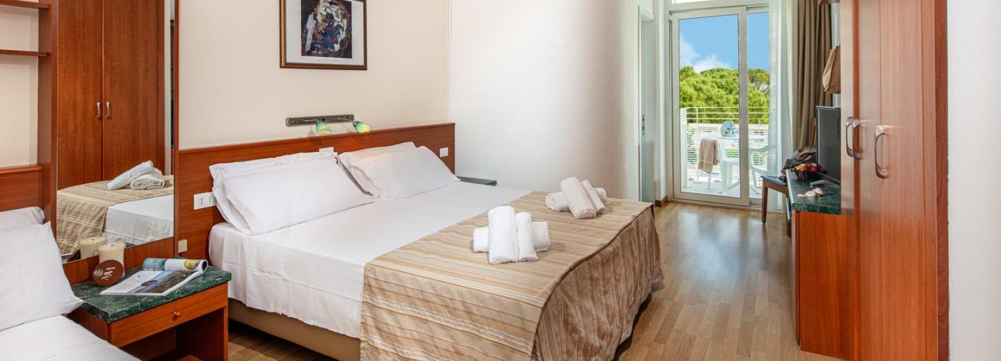 Zimmerbeispiel, Dreibettzimmer Balkon