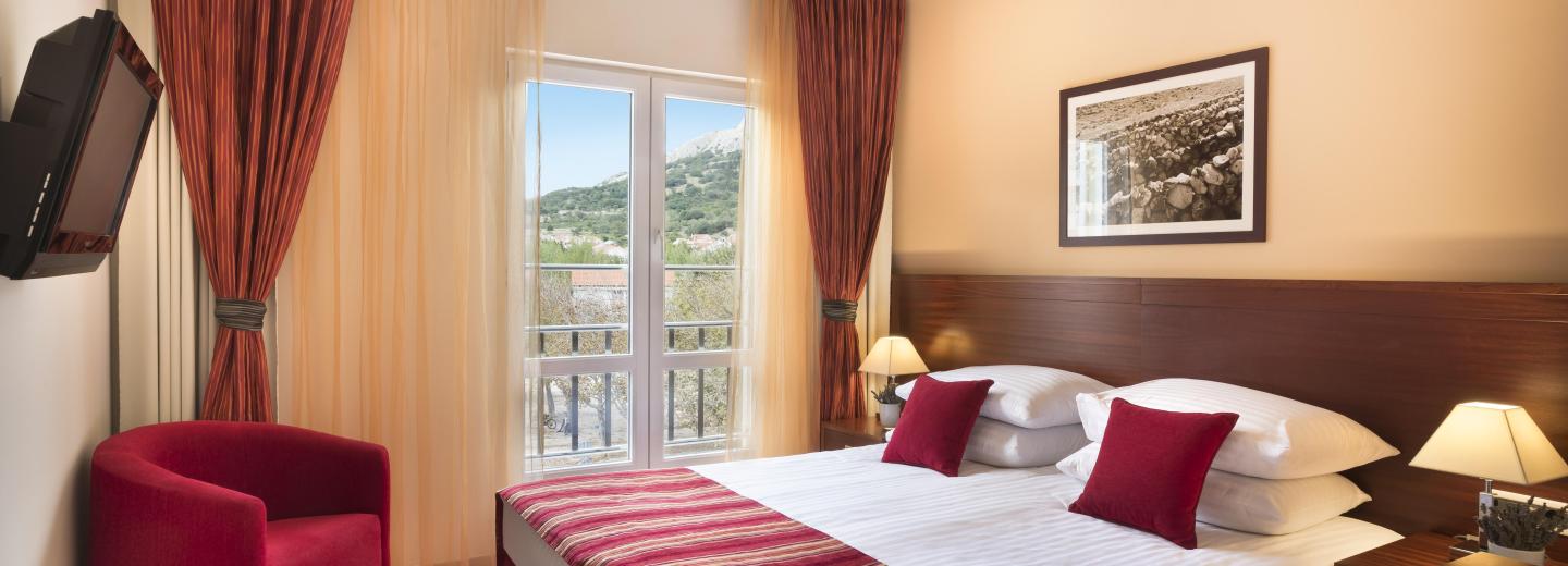 Zimmerbeispiel, Suite Balkon 2+2 STAPB