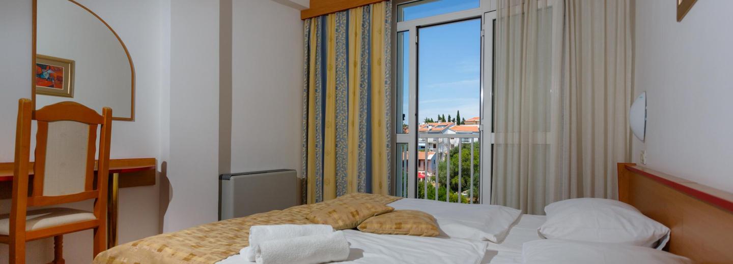 Szoba példa, standard kétágyas szoba