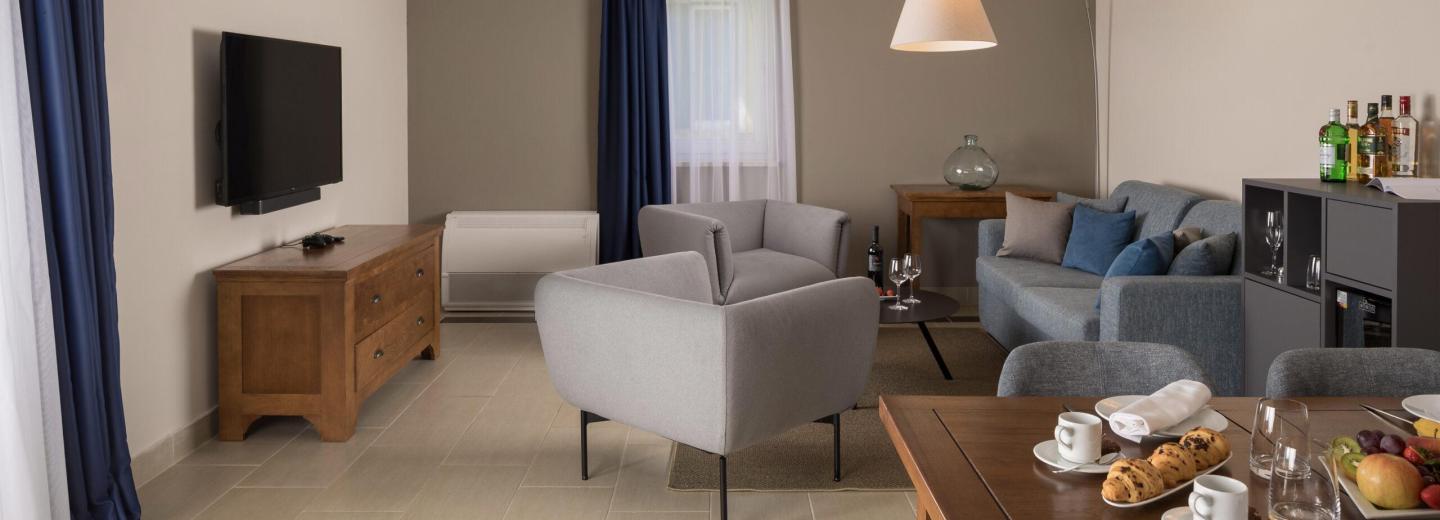 Szoba példa, Villa Superior terasz park oldalon „SV4P2”