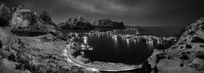 9832468/lofoten-nordlicht-gettyimages-525884721-erweitert-0_1768290684369.jpg
