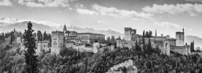 9832837/granada-alhambra-gettyimages-467906724-erweitert_1768990267503.jpg