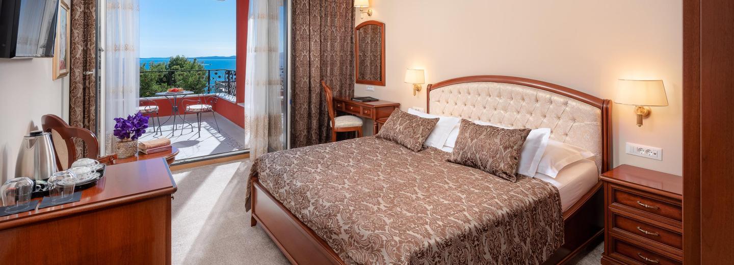 Szoba példa, Superior kétágyas szoba erkéllyel