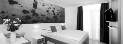 9834294/smartline-bluesun-hotel-neptun-depandance-maslinik-tucepi-191119-8405-3_1771335033151.jpg