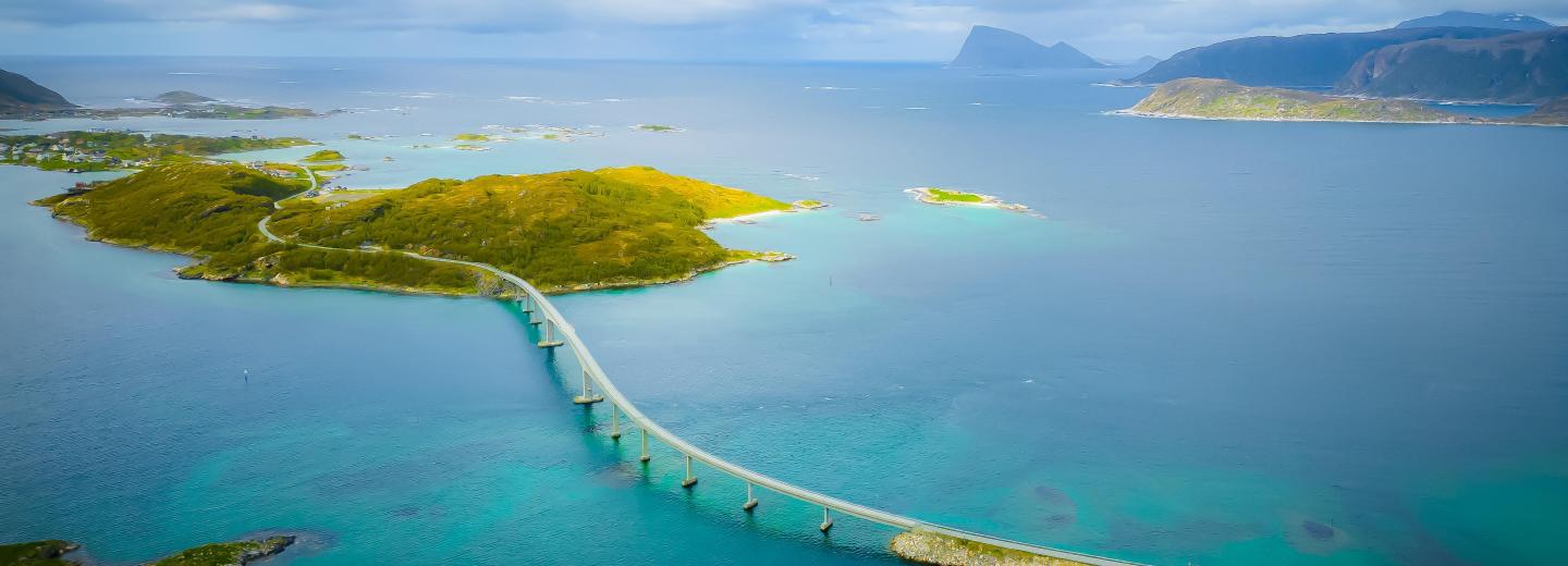 Kérjük, adja le ezt az utalványt a reptéri autókölcsönző cégnél.