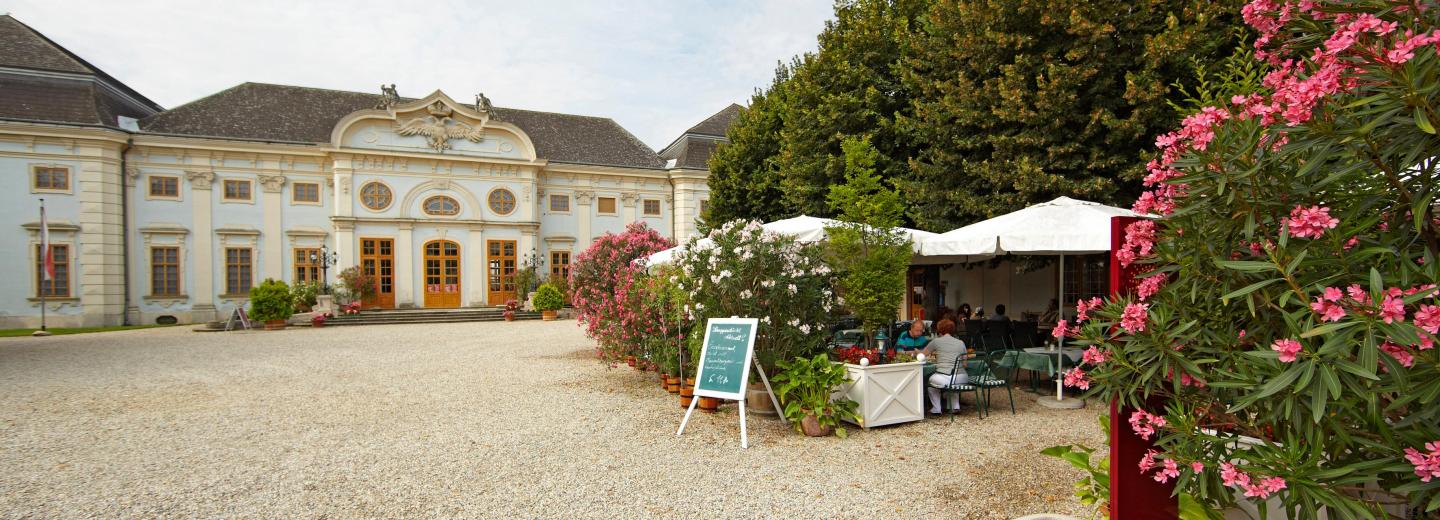 Hotel Knappenstöckl, Schloss Halbturn, Féltorony