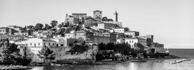 9835415/adobestock-302212219-portoferraio_1773141050581.jpeg