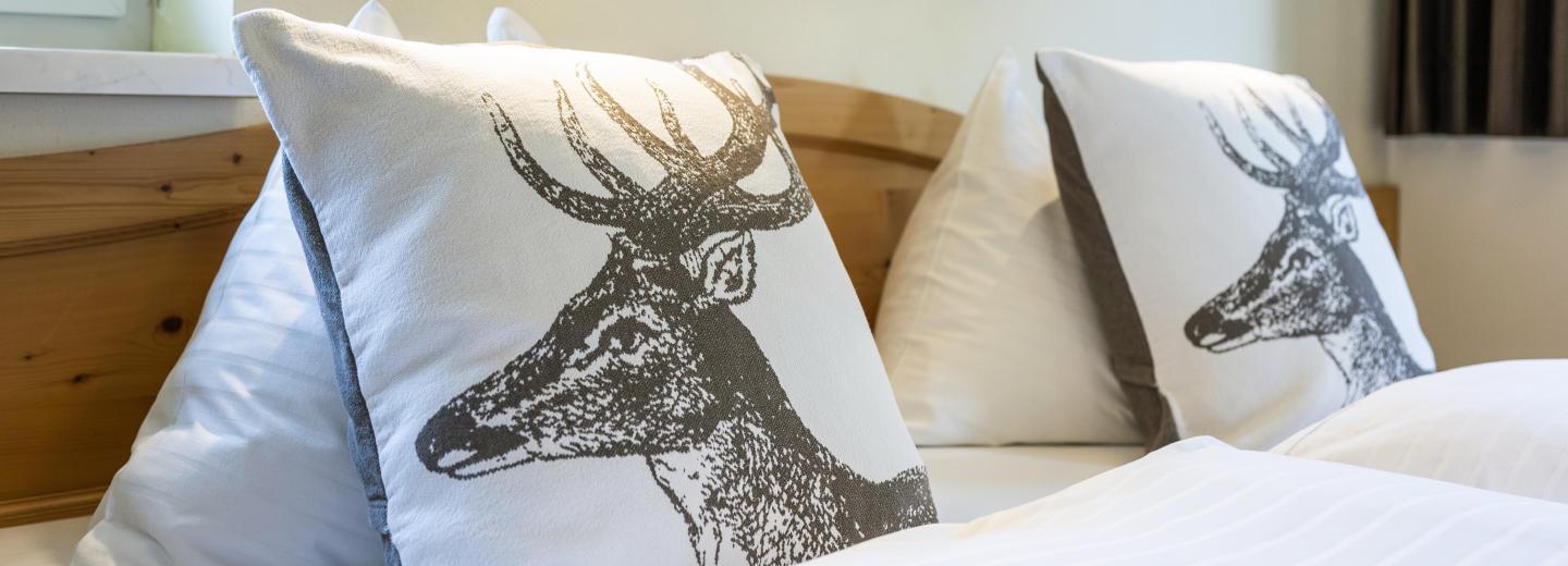 Szoba példa: Kétágyas szoba erkéllyel