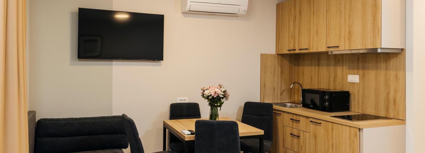 Szobapélda, Superior bungaló, 2 felnőtt + 3 Gyermekek terasz