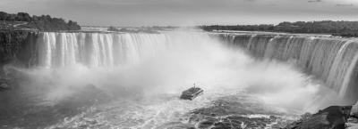 9836218/niagarafalle-kanada-gettyimages-1346270784-0_1774347084997.jpg