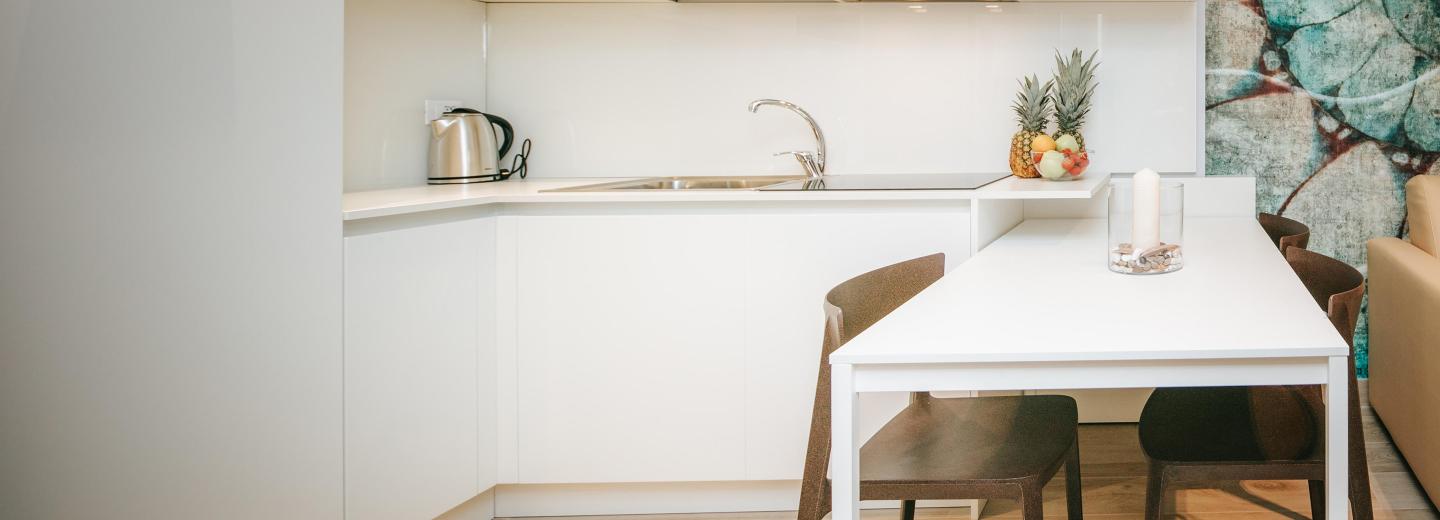 Zimmerbeispiel, Apartment Balkon für 3 Personen