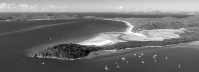 9837184/airlie-beach-whitesundays-adobestock-278848742_1775119914405.jpeg