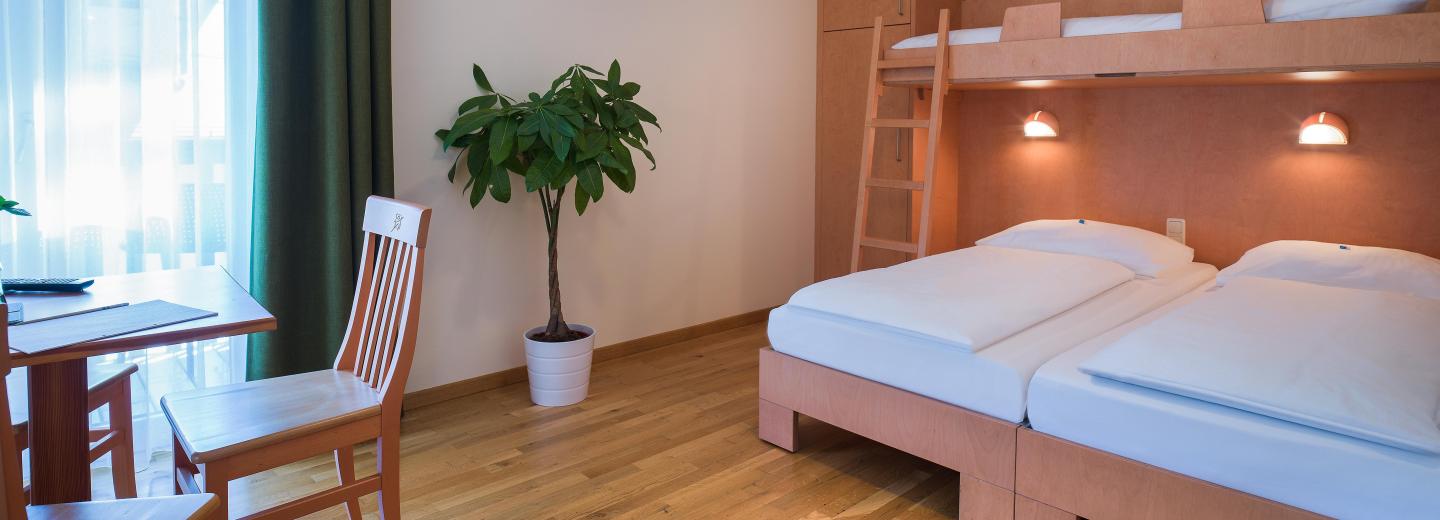 Zimmerbeispiel: Standard Familienzimmer Schlafsofa 1 Person