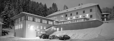 9844139/jufas-im-ausseerland-altaussee-749004676-140824-54964-1_1776851269488.jpg