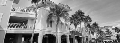 9846426/fortmyers-palmen-haeuser-florida-gettyimages-907969614_1776781901342.jpg
