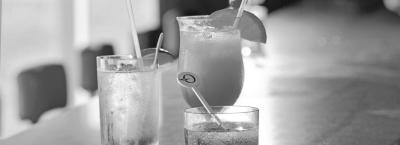 9865068/oc-waves-bar-cocktails-3jpg-2026-05-05-09-20-21_1778240158621.jpg
