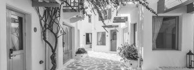 9870192/santorin-adobestock-102665267_1779270206186.jpeg