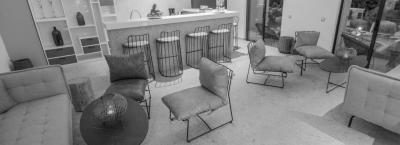 9875006/6-lobby-6_1779090005208.jpg
