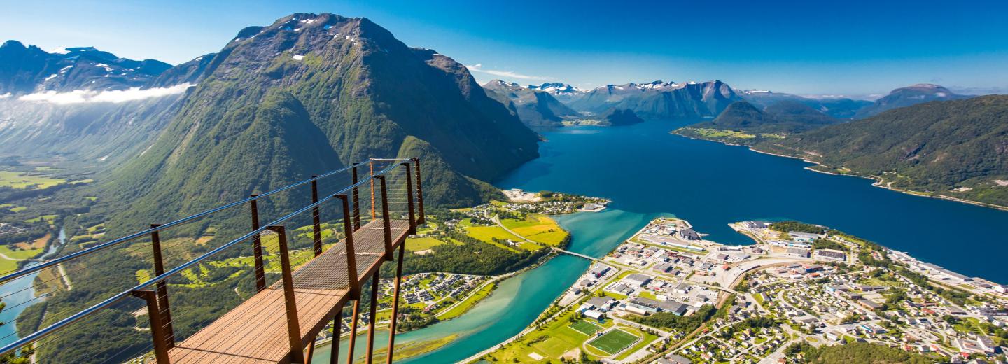 Norwegische Fjordlandschaft - Kreuzfahrt