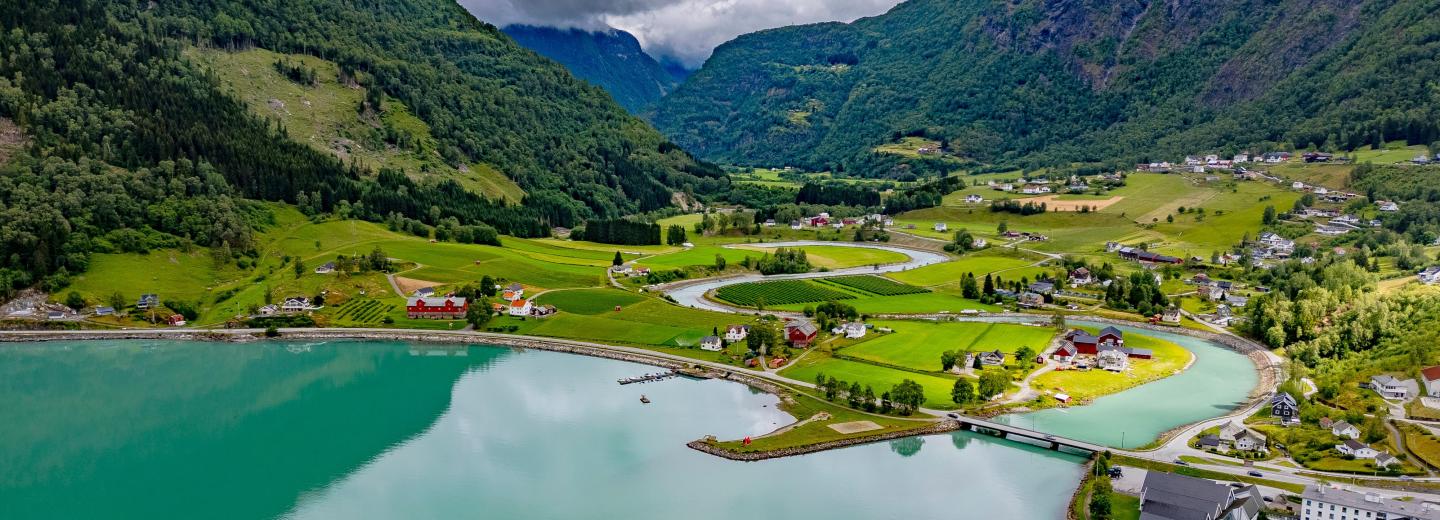 Norwegische Fjordlandschaft - Kreuzfahrt