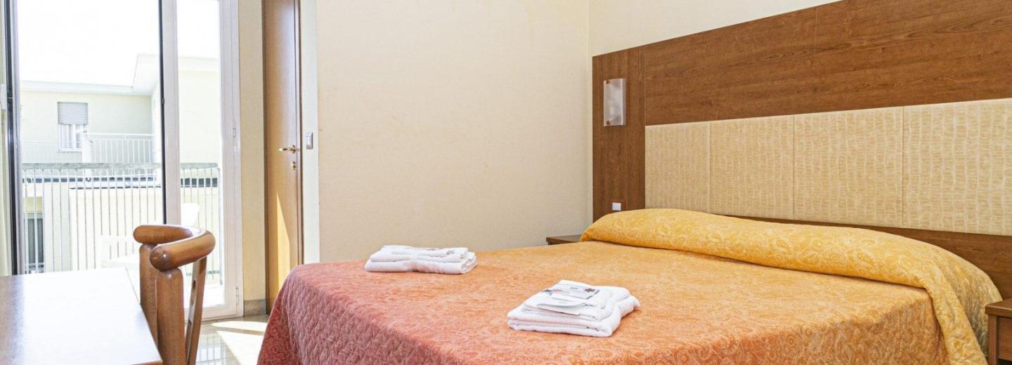 Zimmerbeispiel Doppelzimmer Standard Balkon